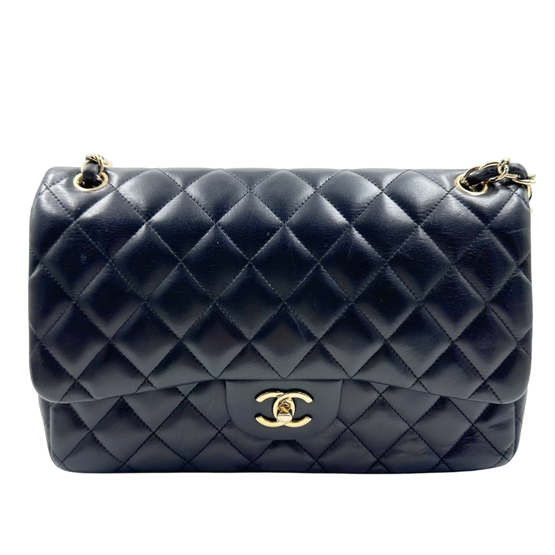 Chanel Classic Double Flap Jumbo Shoulder bag