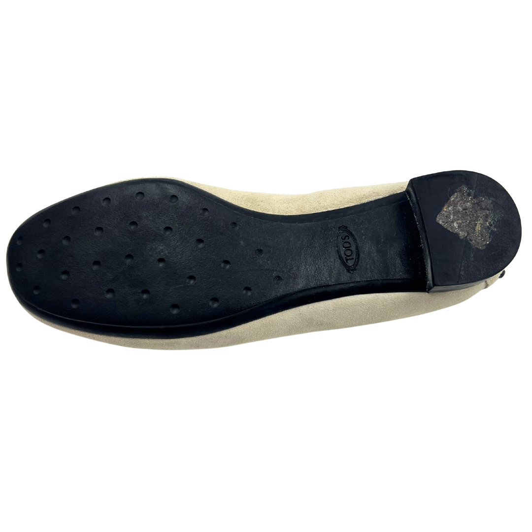 Tods 8 Cream Loafers