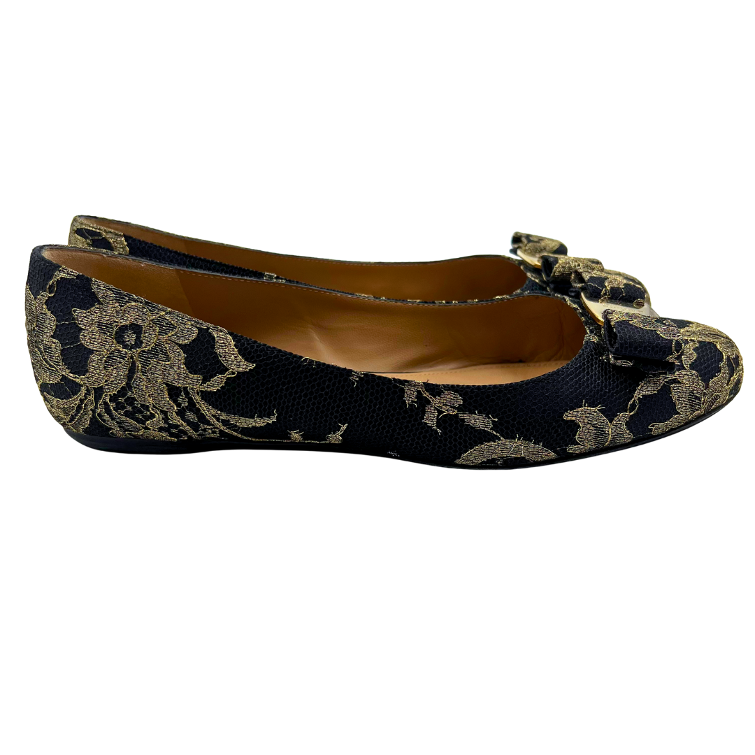 美品Salvadore Ferragamo CARLA DOT 5 1/2D 美品Salvadore Ferragamo CARLA DOT 5 1/2D - メルカリ