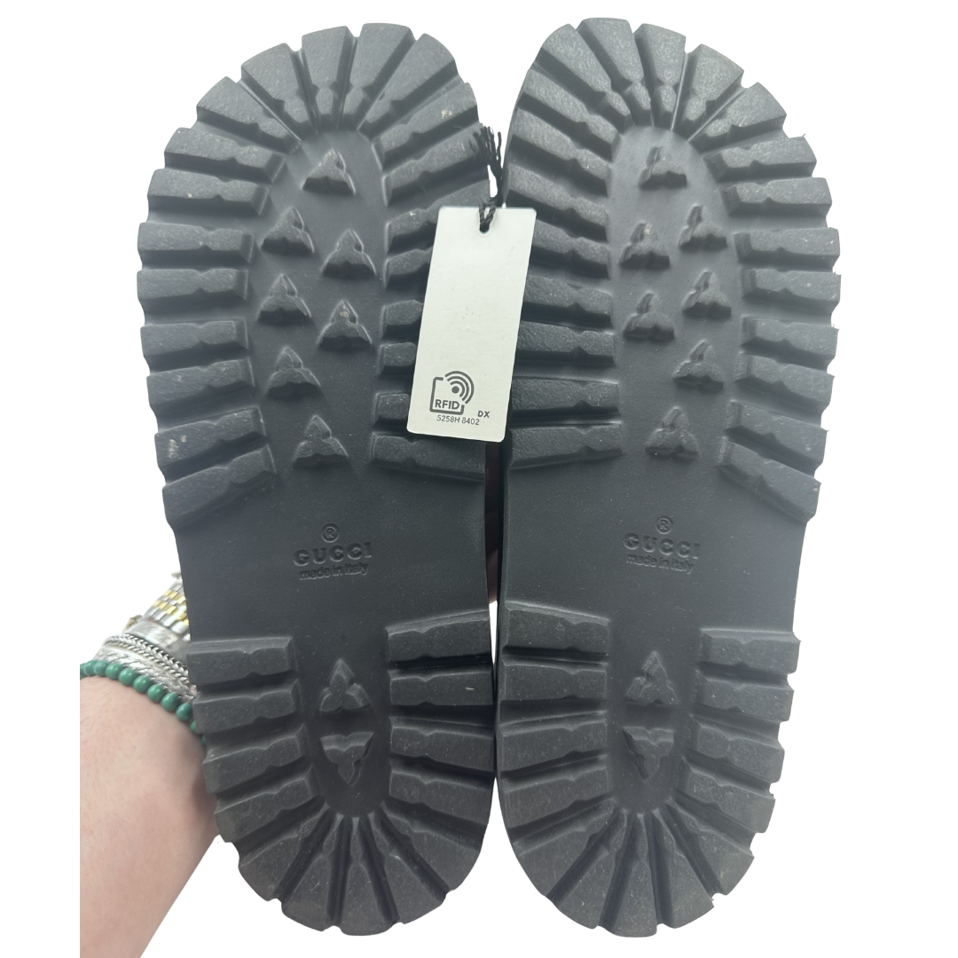 Gucci 9 Black Slides