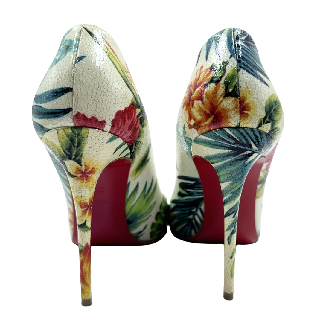 Louboutin 7 Green Pumps