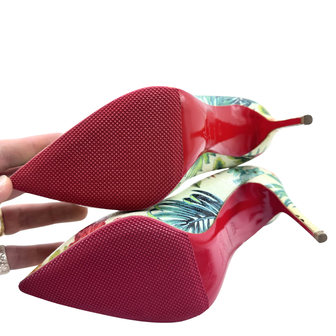 Louboutin 7 Green Pumps