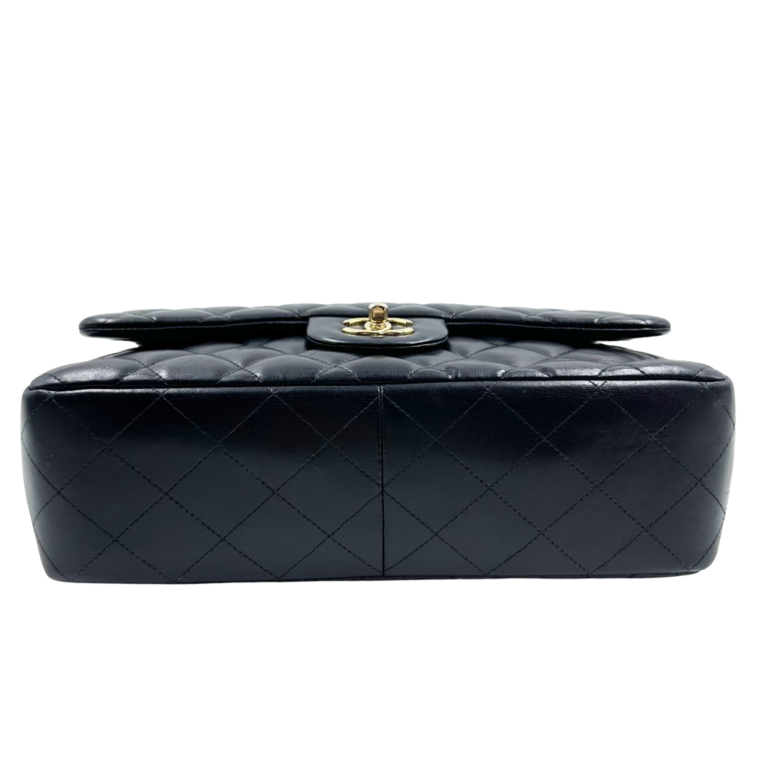 Chanel Classic Double Flap Jumbo Shoulder bag