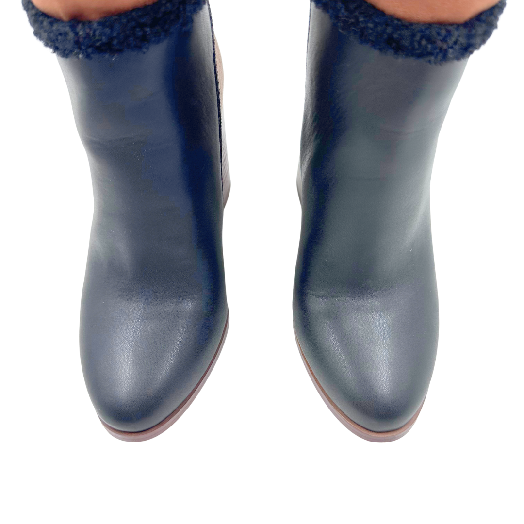 Jessica Simpson 6.5 Brown multi Boots