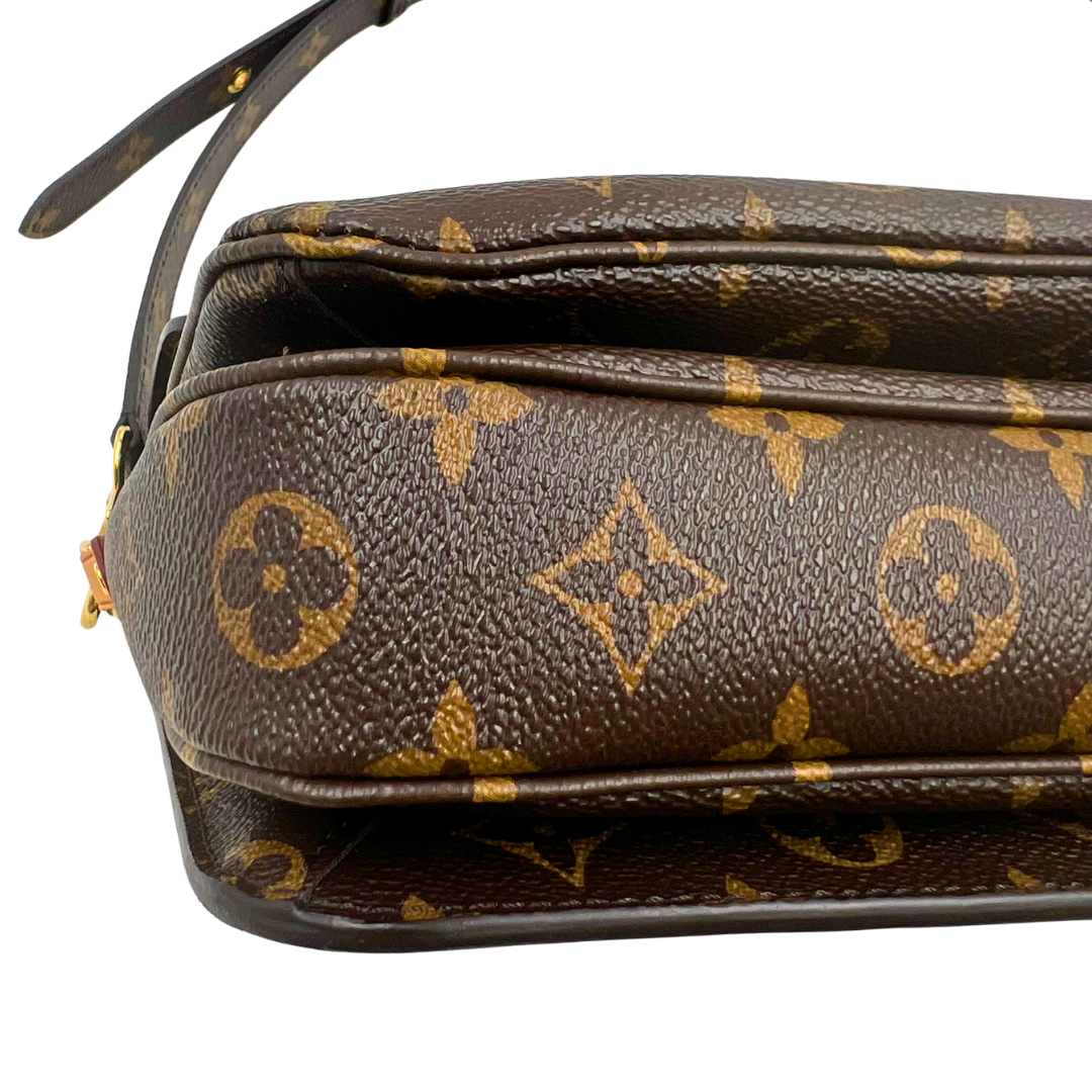 Louis Vuitton Monogram Pochette Metis
