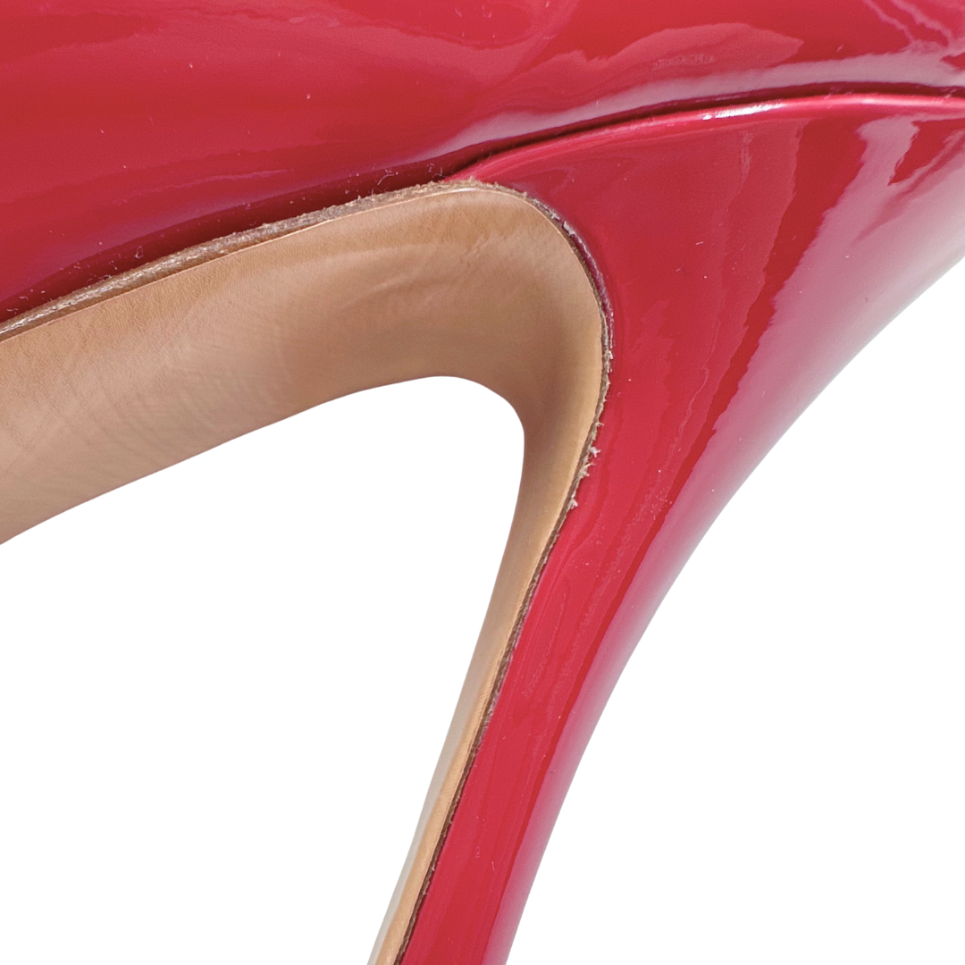 Valentino 10 40.5 Red Patent Leather Heels
