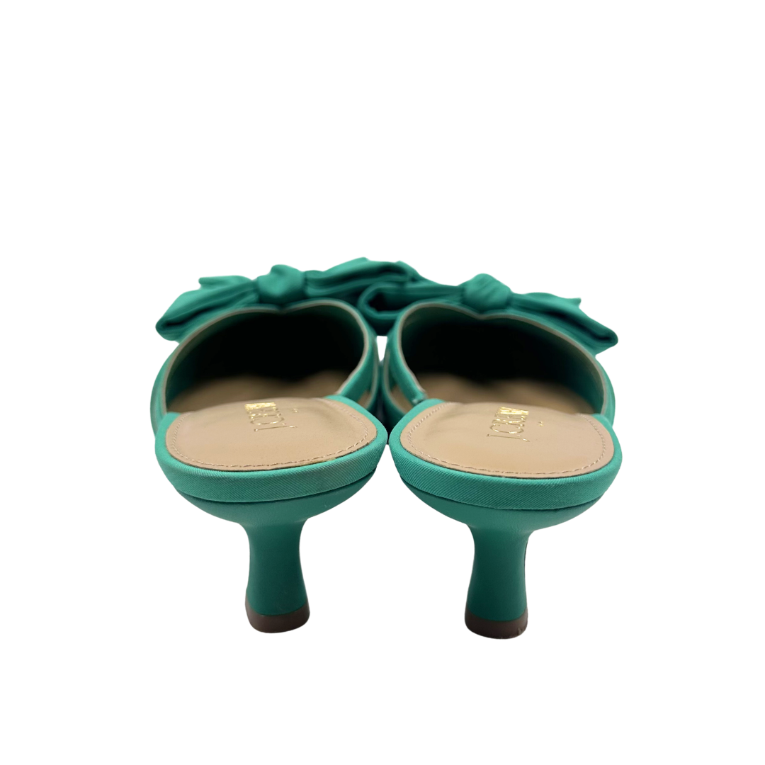J Crew 9 Green Slides