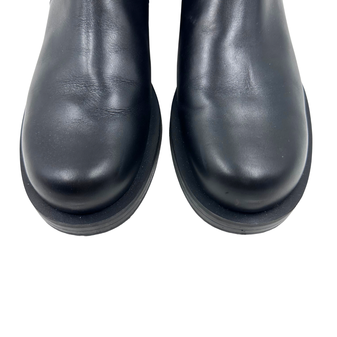 Stuart Weitzman 6.5 Black Leather Booties