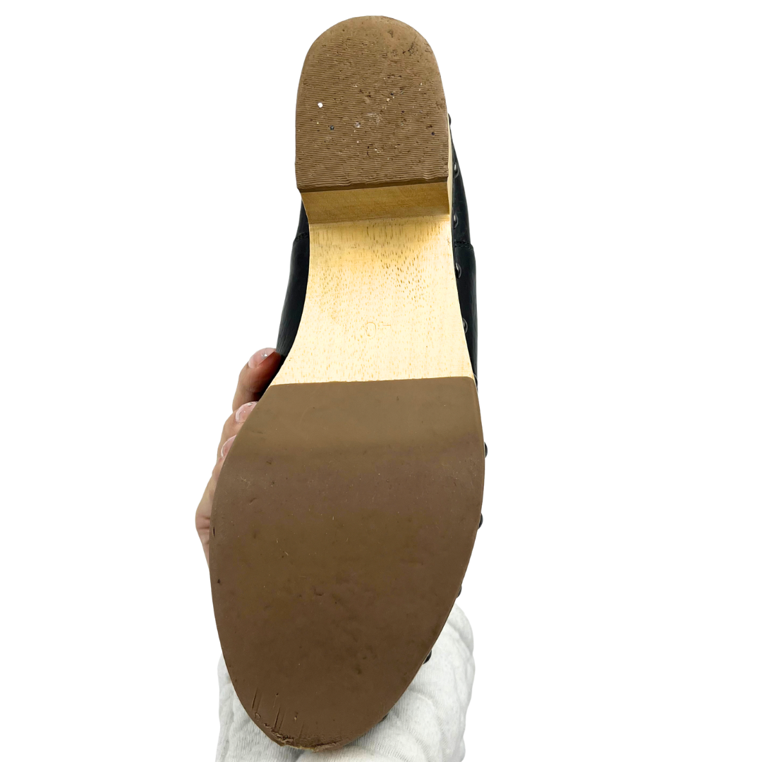 the odells 9 40 Black/Tan Leather Clogs