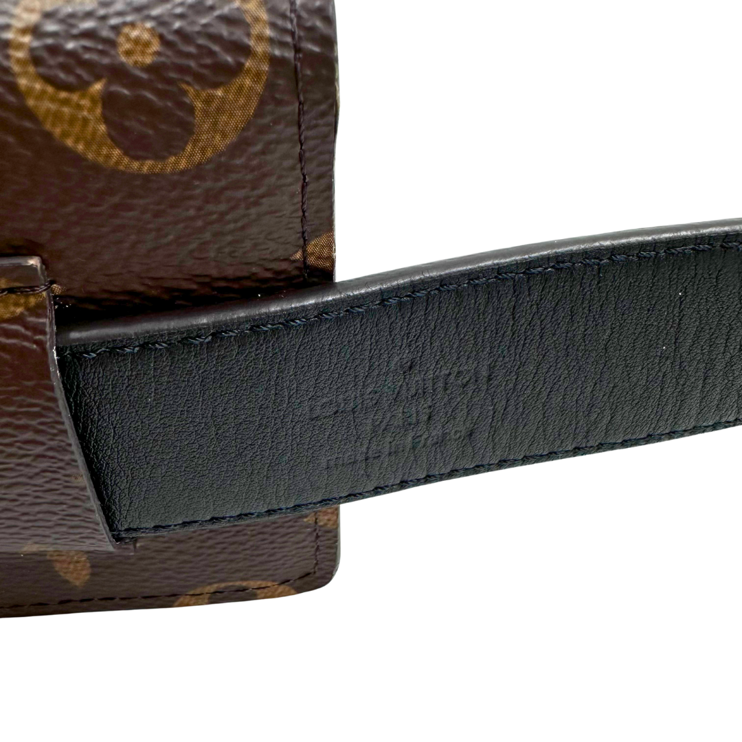 Louis Vuitton Daily Multi Pocket Waist Belt