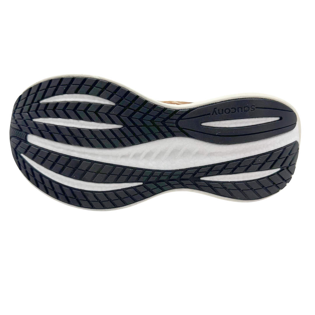 Saucony Triumph 7.5 White/Brown Pony Hair Sneakers