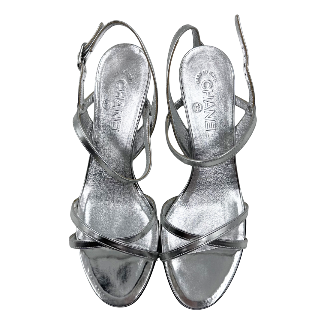Chanel 9 39 Silver Metallic Leather Sandals